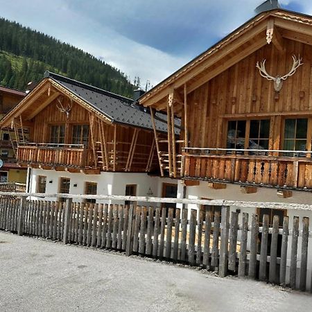 Firstpeak Chalets Zauchensee Eksteriør billede