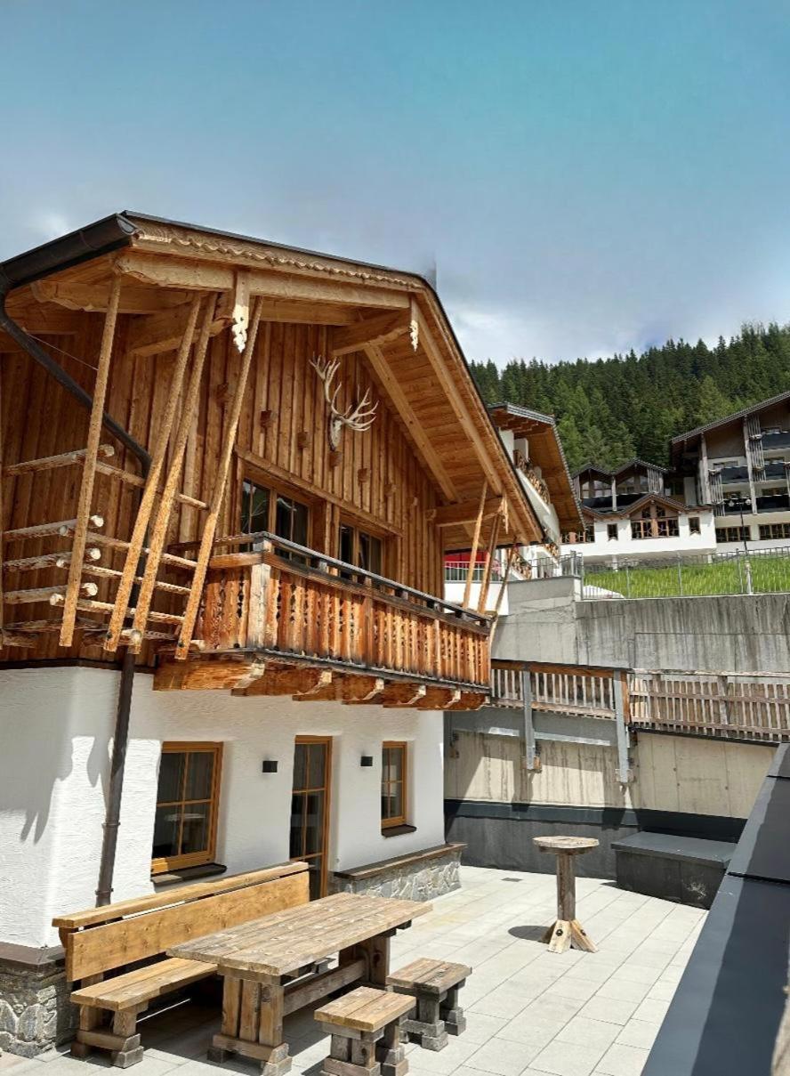 Firstpeak Chalets Zauchensee Eksteriør billede