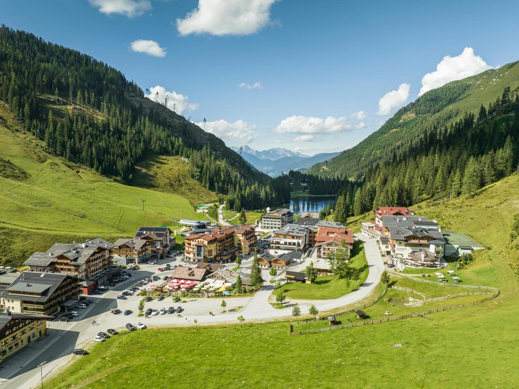 Firstpeak Chalets Zauchensee Eksteriør billede